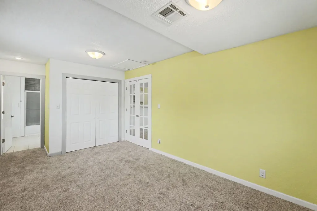 2154 S Seneca Street Wichita KS 67213