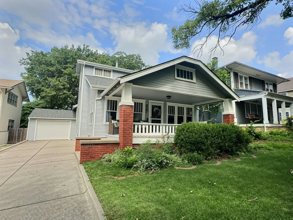 327 S Clifton Wichita KS 67218