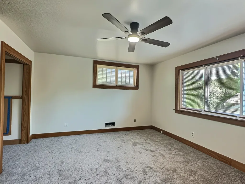 327 S Clifton Wichita KS 67218
