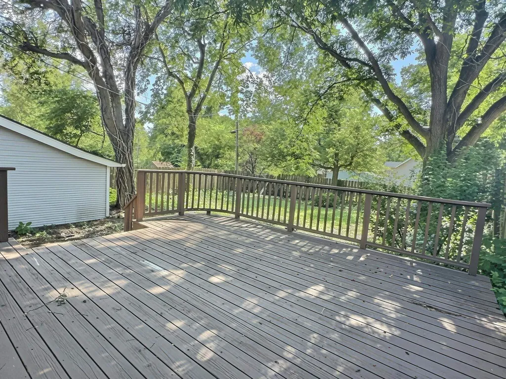 327 S Clifton Wichita KS 67218