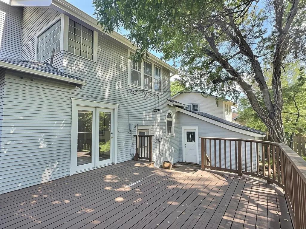 327 S Clifton Wichita KS 67218