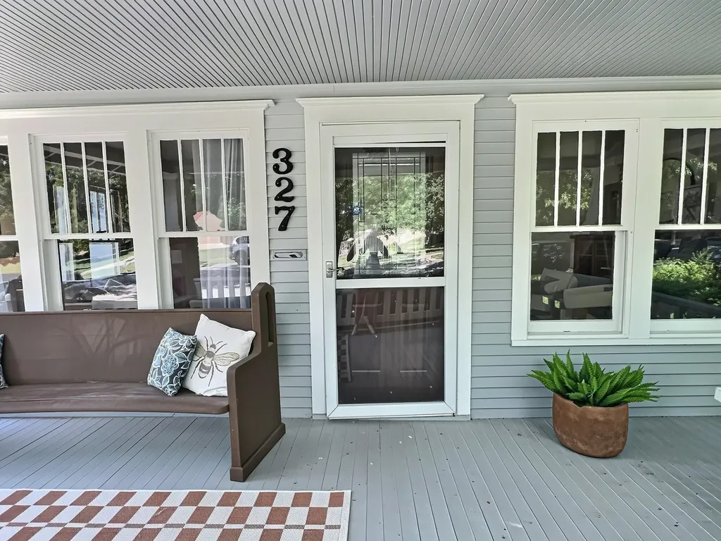 327 S Clifton Wichita KS 67218