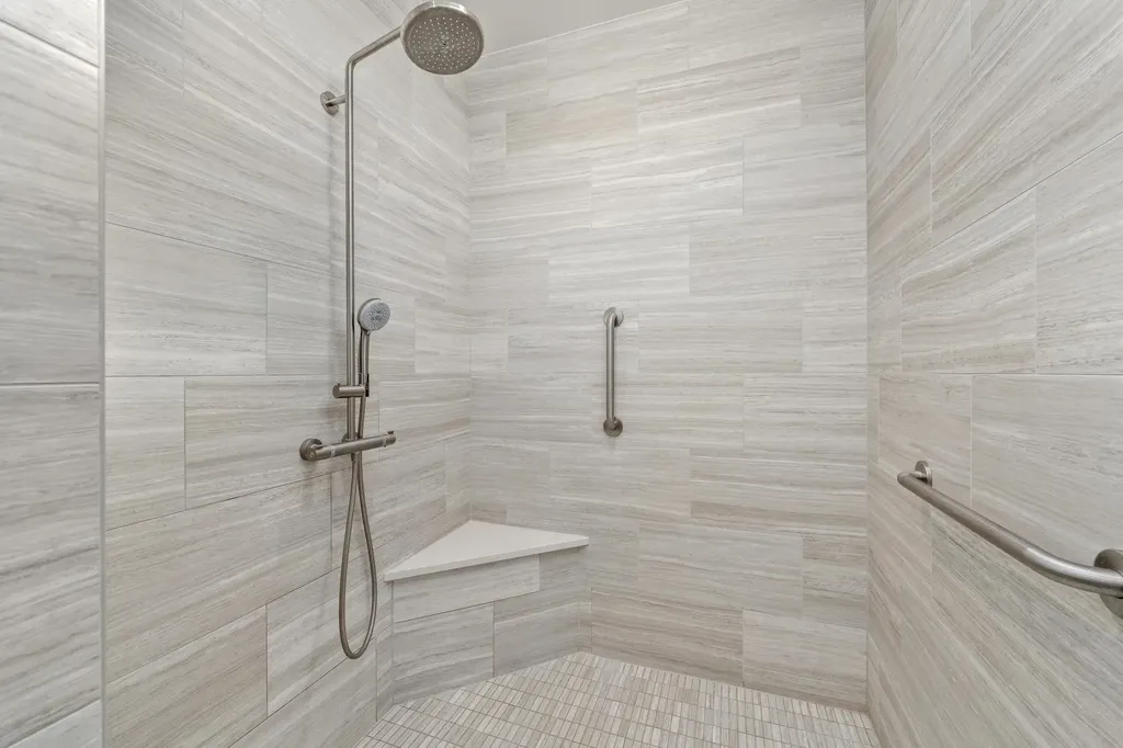 2012 N Veranda Circle Wichita KS 67206