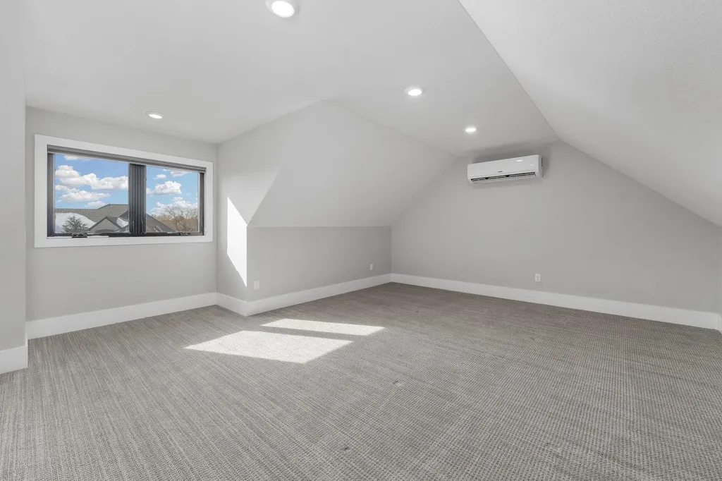 2012 N Veranda Circle Wichita KS 67206