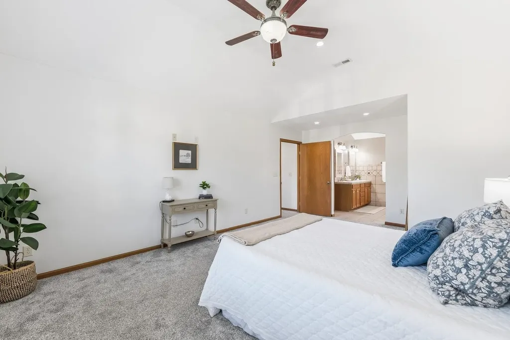 2142 N Malcolm Street Wichita KS 67208