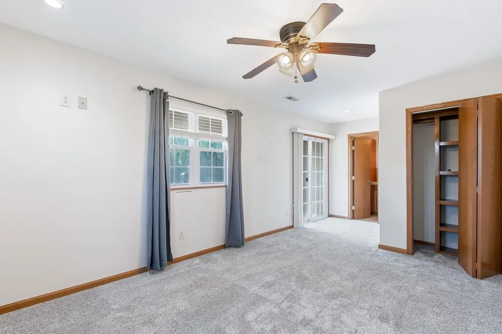 2142 N Malcolm Street Wichita KS 67208