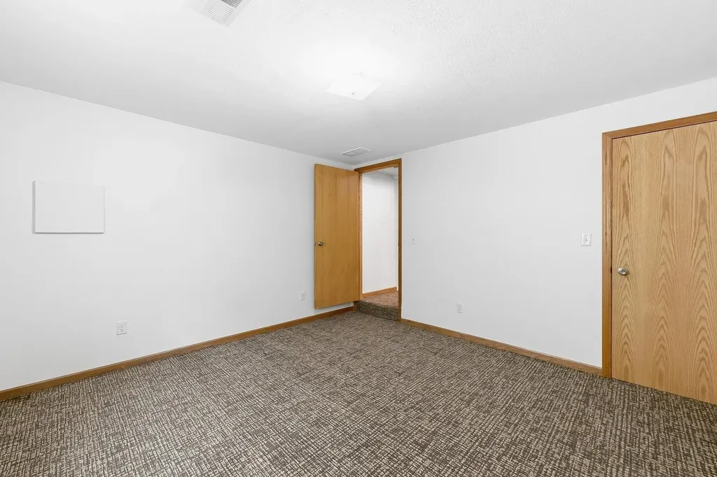 2142 N Malcolm Street Wichita KS 67208