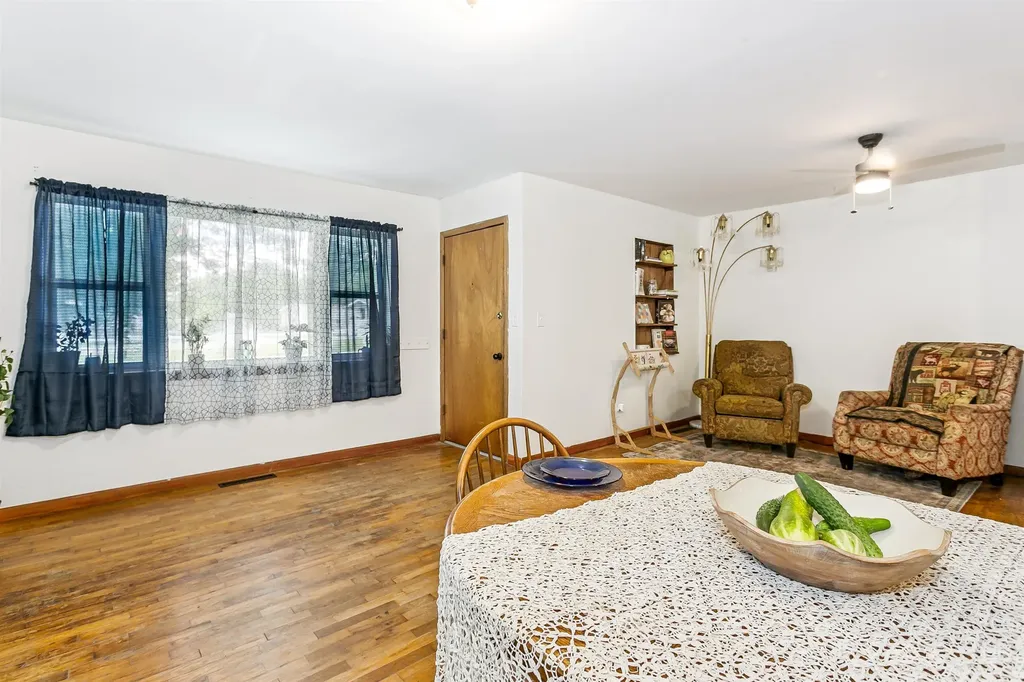 1220 N Money Avenue Augusta KS 67010