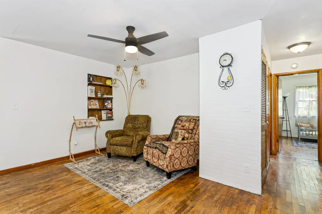1220 N Money Avenue Augusta KS 67010