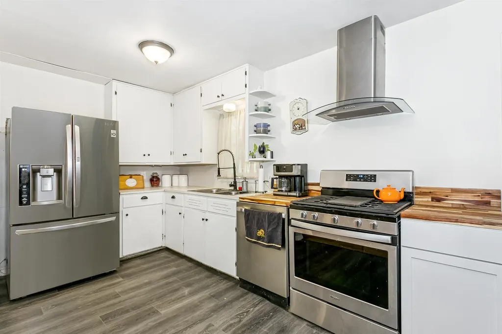 1220 N Money Avenue Augusta KS 67010
