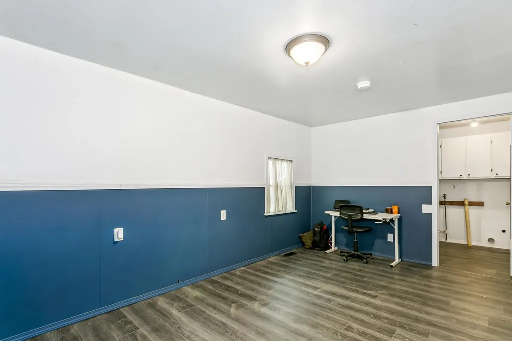 1220 N Money Avenue Augusta KS 67010