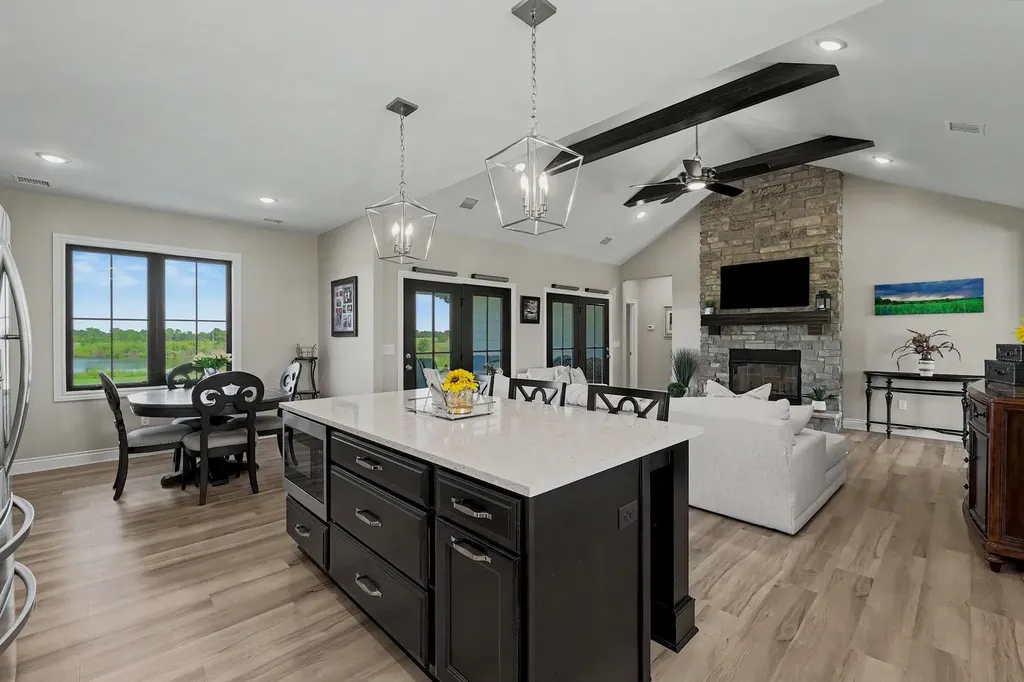 217 N Heritage Road Wellington KS 67152
