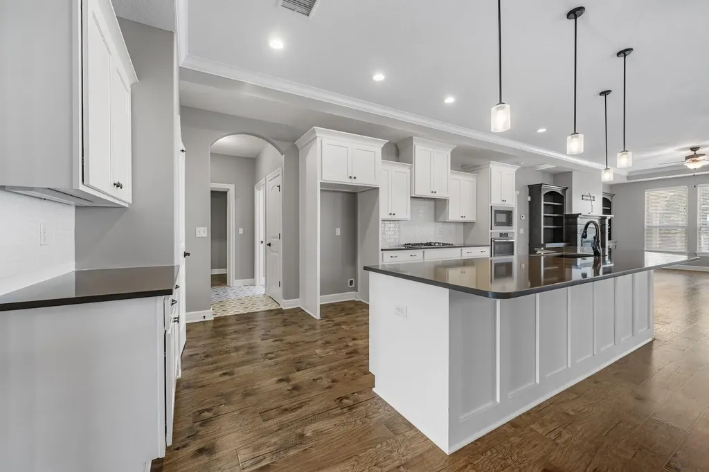 13724 W Montecito Lane Wichita KS 67235-3452