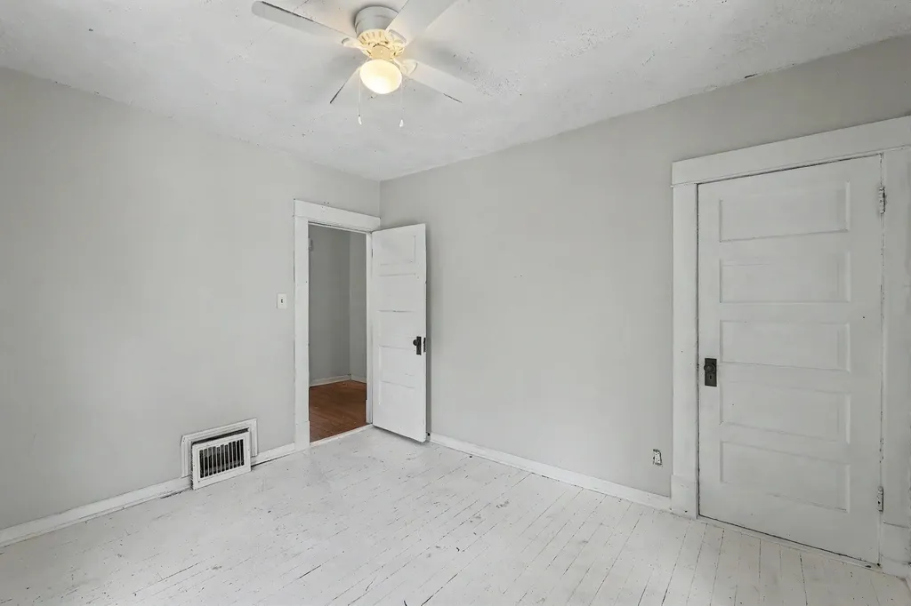 1538 N Holyoke Wichita KS 67208