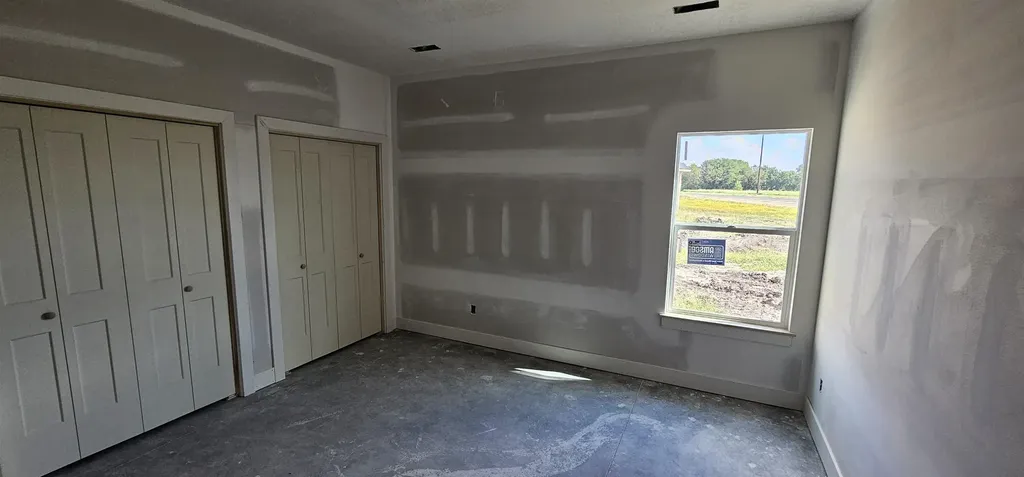 1629 Midway Court Valley Center KS 67147