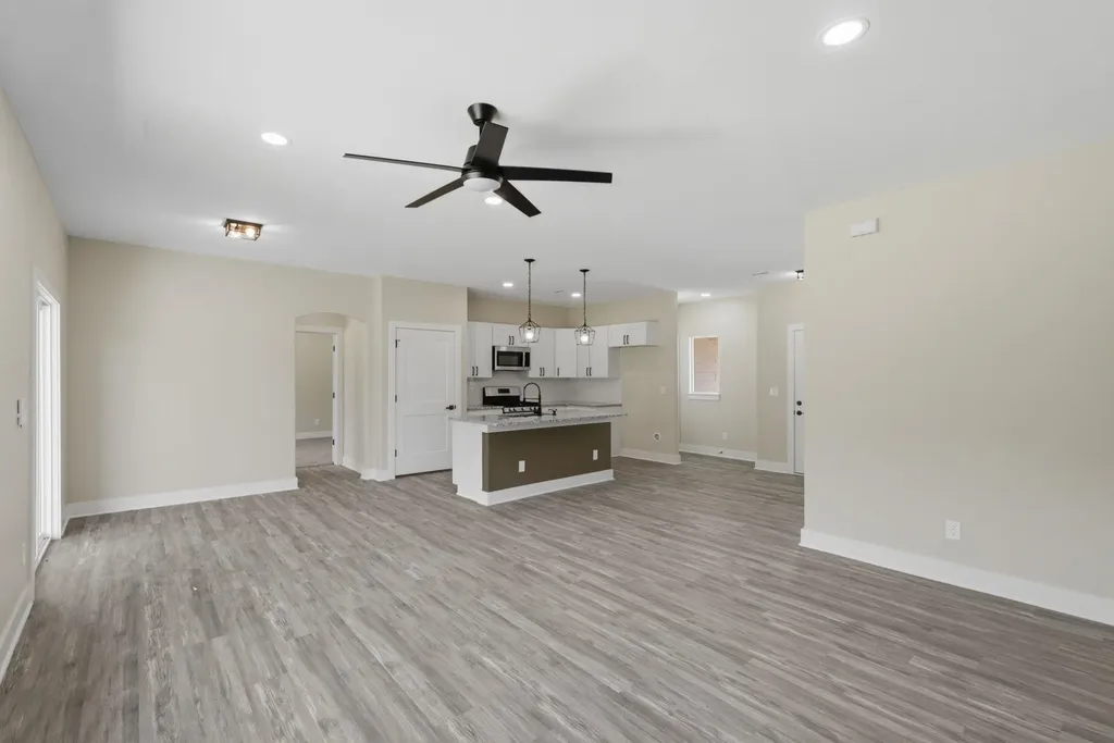 635 S Arbor Valley Way Valley Center KS 67147