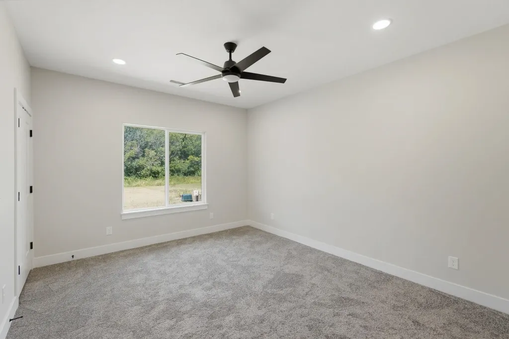 635 S Arbor Valley Way Valley Center KS 67147