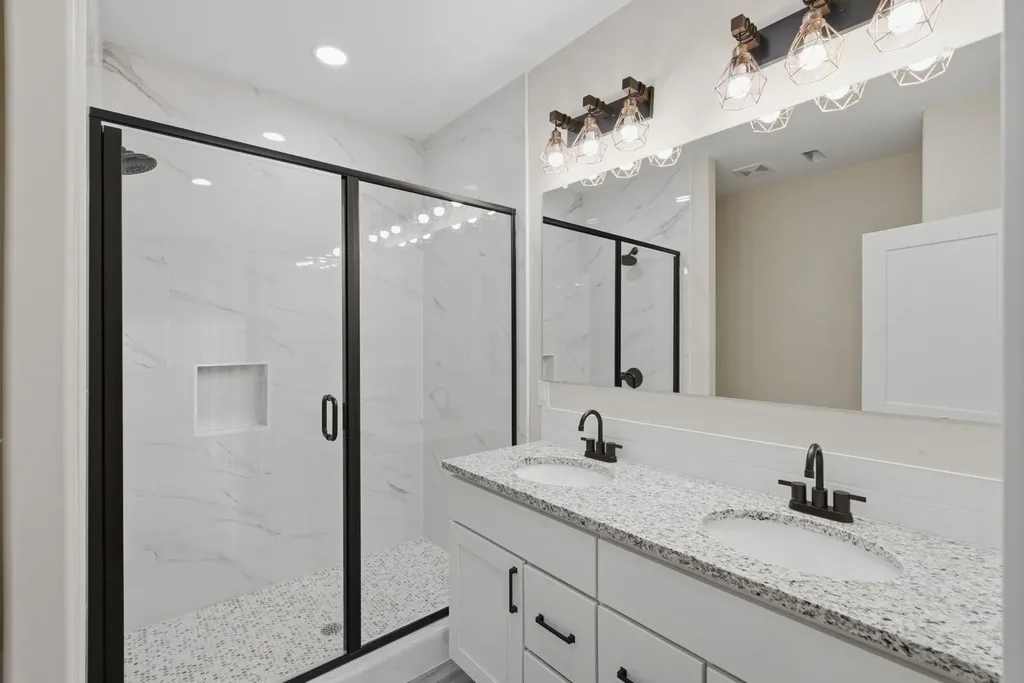 635 S Arbor Valley Way Valley Center KS 67147