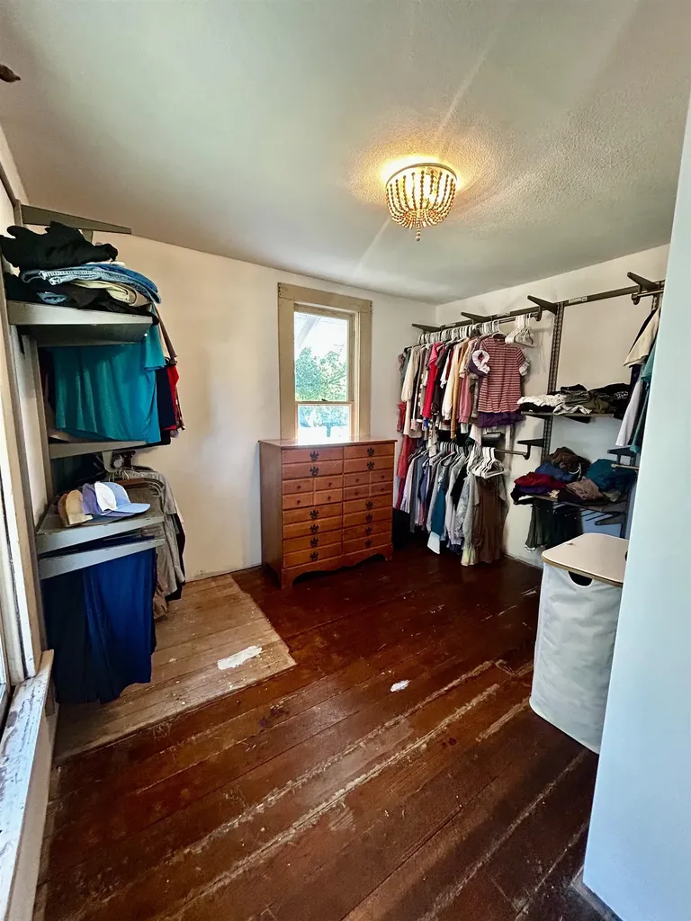 1408 N Meridian Peck KS 67120