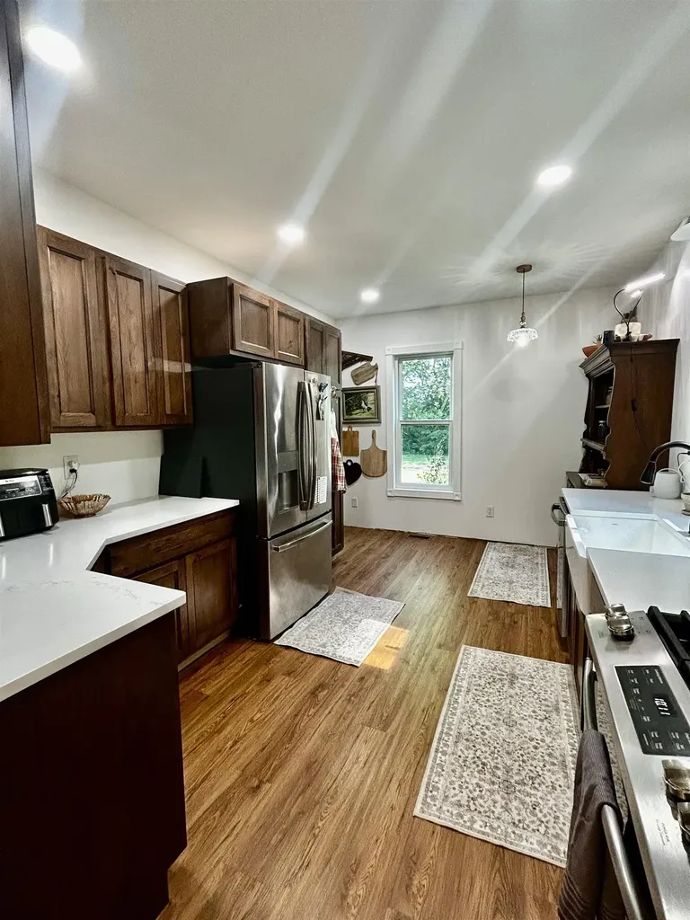 1408 N Meridian Peck KS 67120