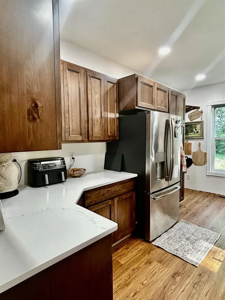 1408 N Meridian Peck KS 67120