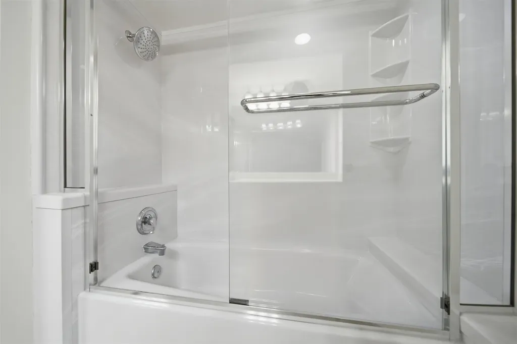 8018 E Woodspring Way Wichita KS 67226