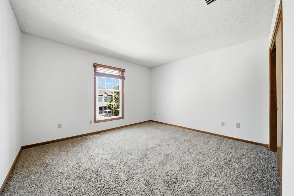 8018 E Woodspring Way Wichita KS 67226