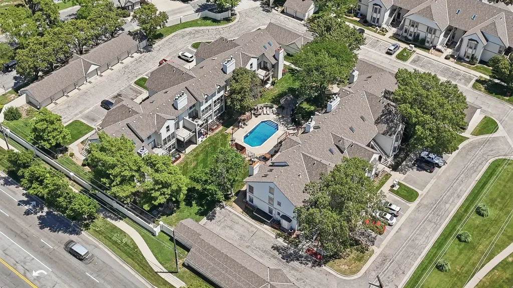 8018 E Woodspring Way Wichita KS 67226
