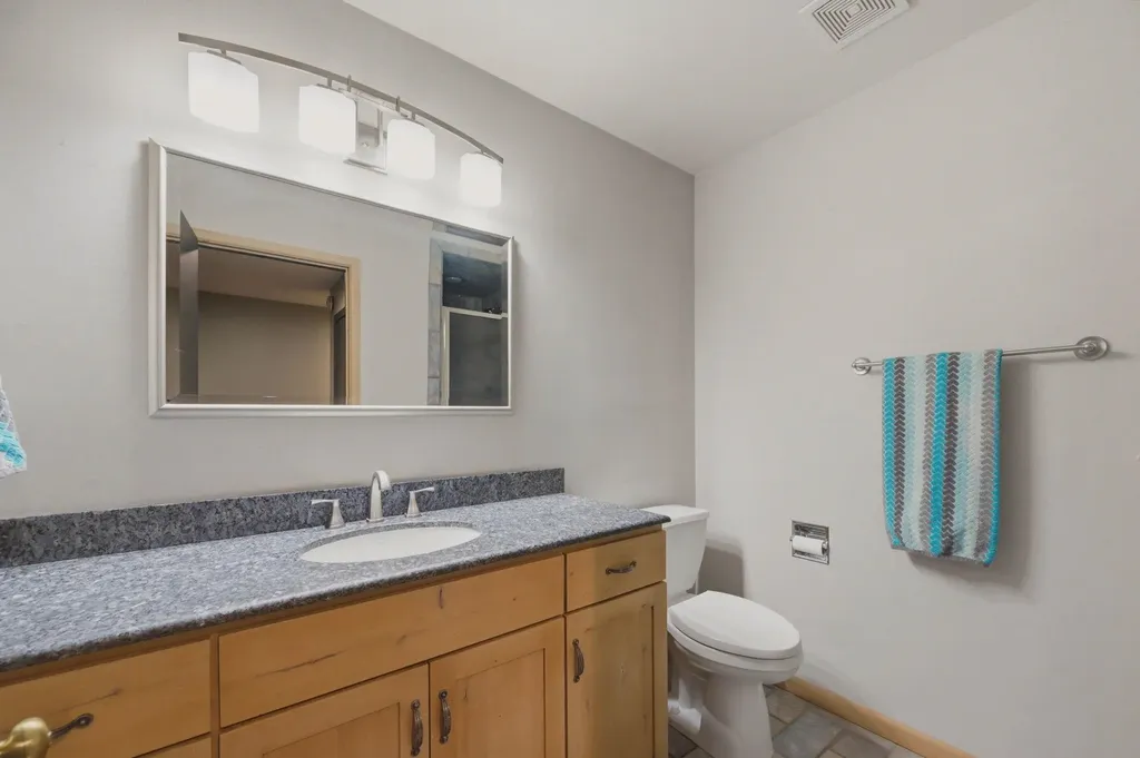 2405 N Redbud Lane Wichita KS 67204