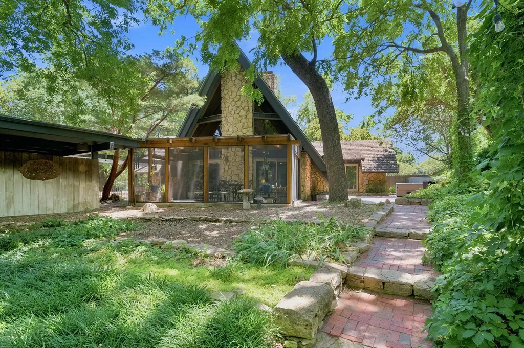 2405 N Redbud Lane Wichita KS 67204