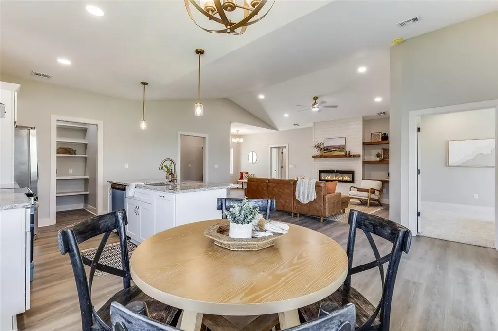 4304 N Sunny Court Wichita KS 67205