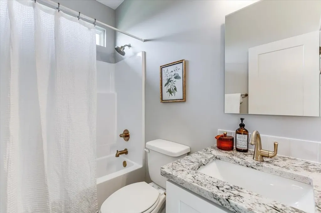 4304 N Sunny Court Wichita KS 67205