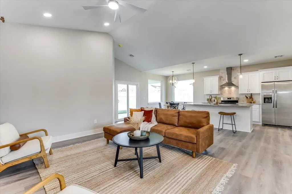 4304 N Sunny Court Wichita KS 67205