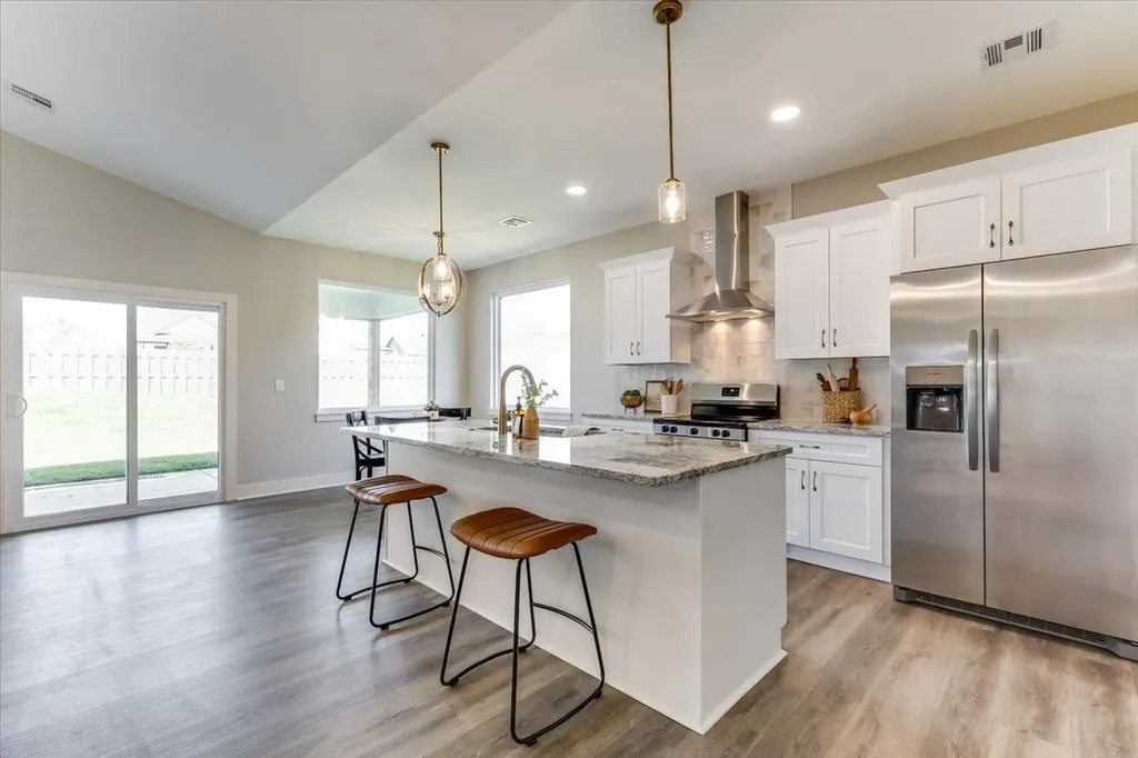 4304 N Sunny Court Wichita KS 67205