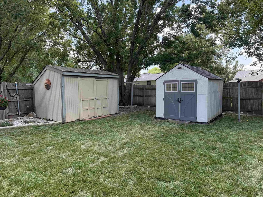6509 E Danbury Street Bel Aire KS 67226