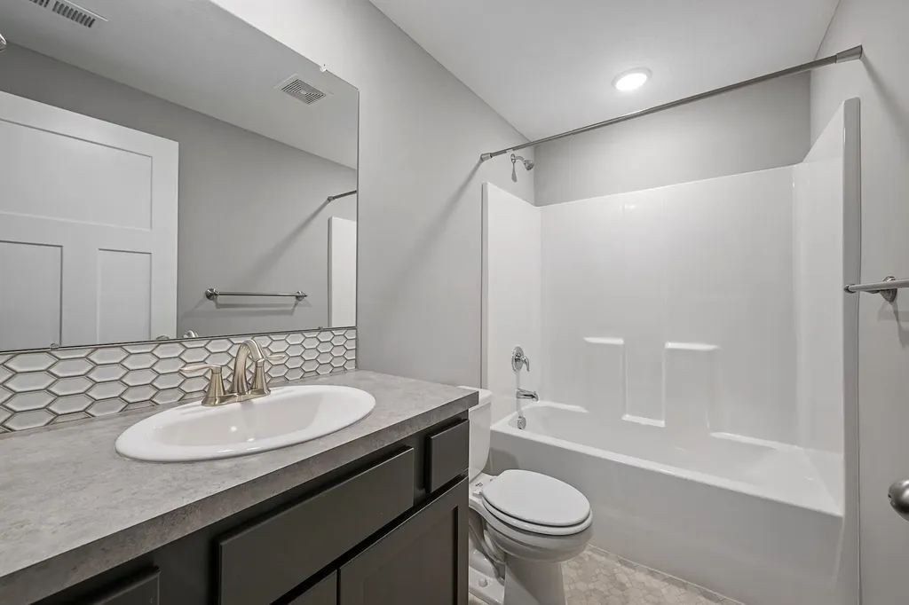 10567 W Sondra Court Maize KS 67101-4122