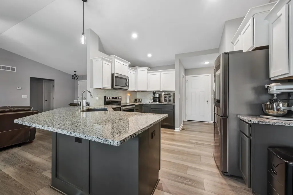 10567 W Sondra Court Maize KS 67101-4122
