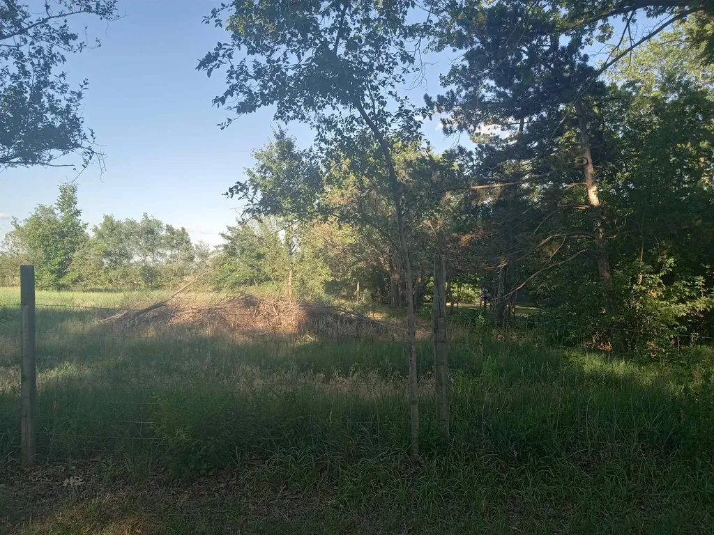 216 S Hamlin Burrton KS 67020