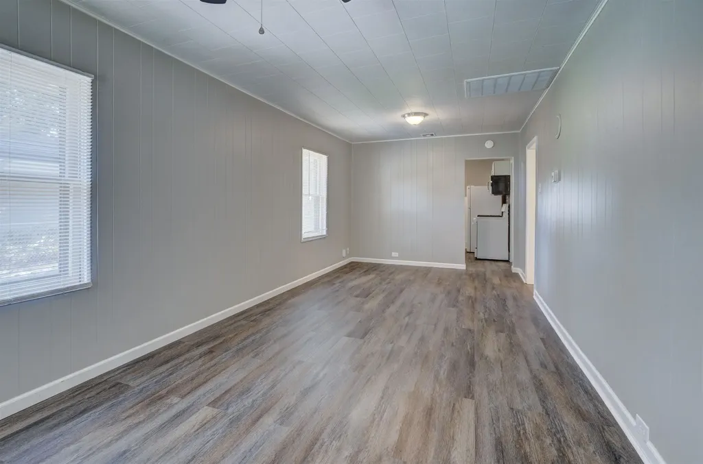 1431 N 3rd Arkansas City KS 67005