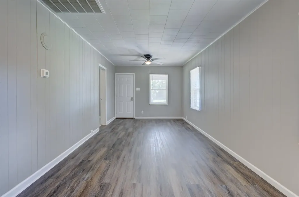 1431 N 3rd Arkansas City KS 67005