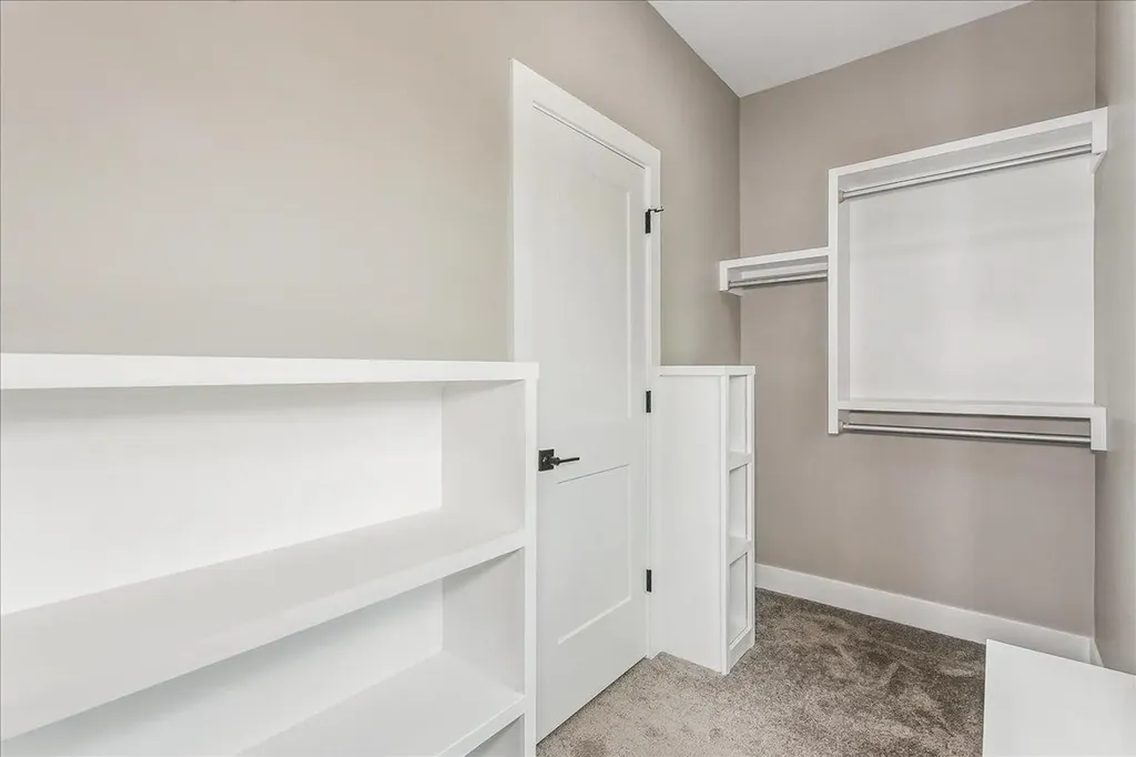 3502 S Bluelake Court Wichita KS 67215
