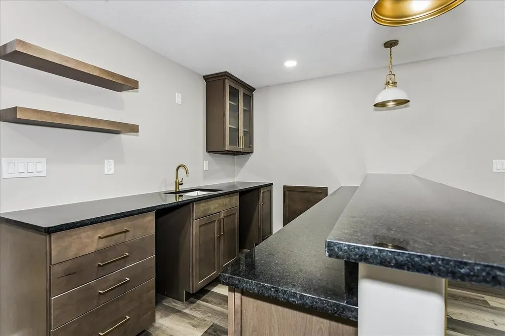 3502 S Bluelake Court Wichita KS 67215