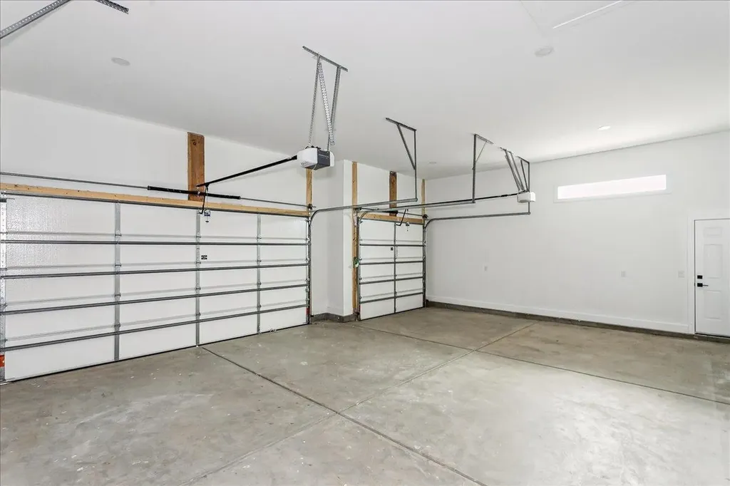 3502 S Bluelake Court Wichita KS 67215
