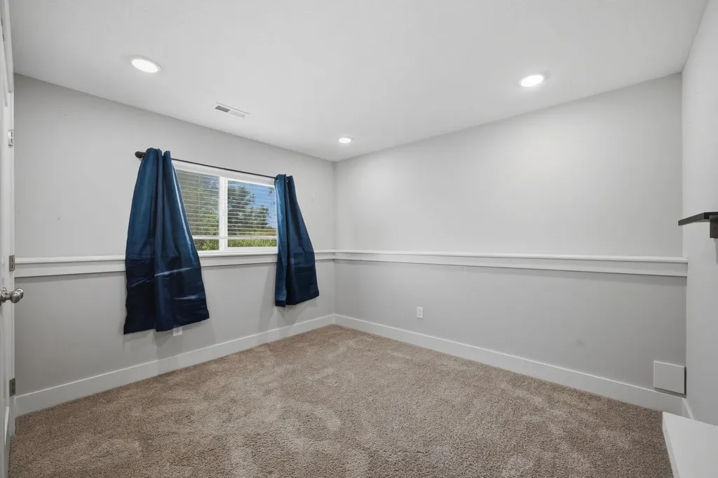 3031 N Susan Lane Mulvane KS 67110