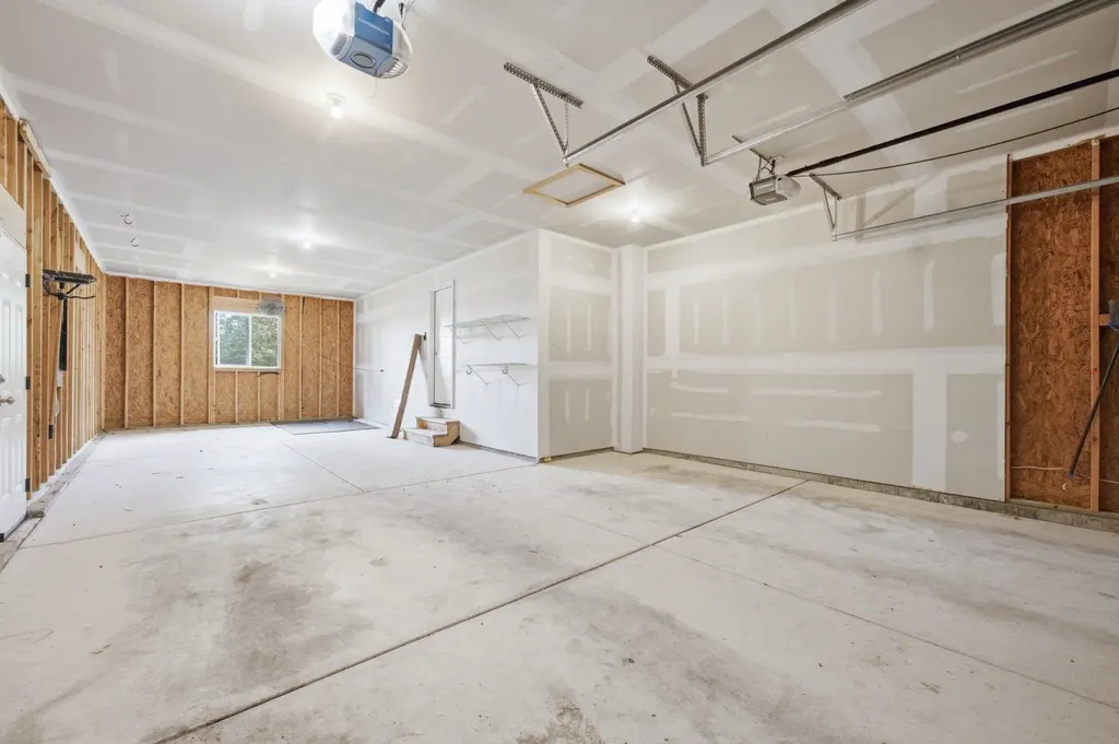3031 N Susan Lane Mulvane KS 67110