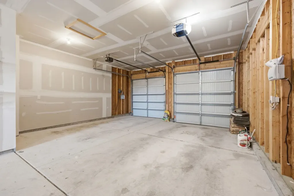 3031 N Susan Lane Mulvane KS 67110