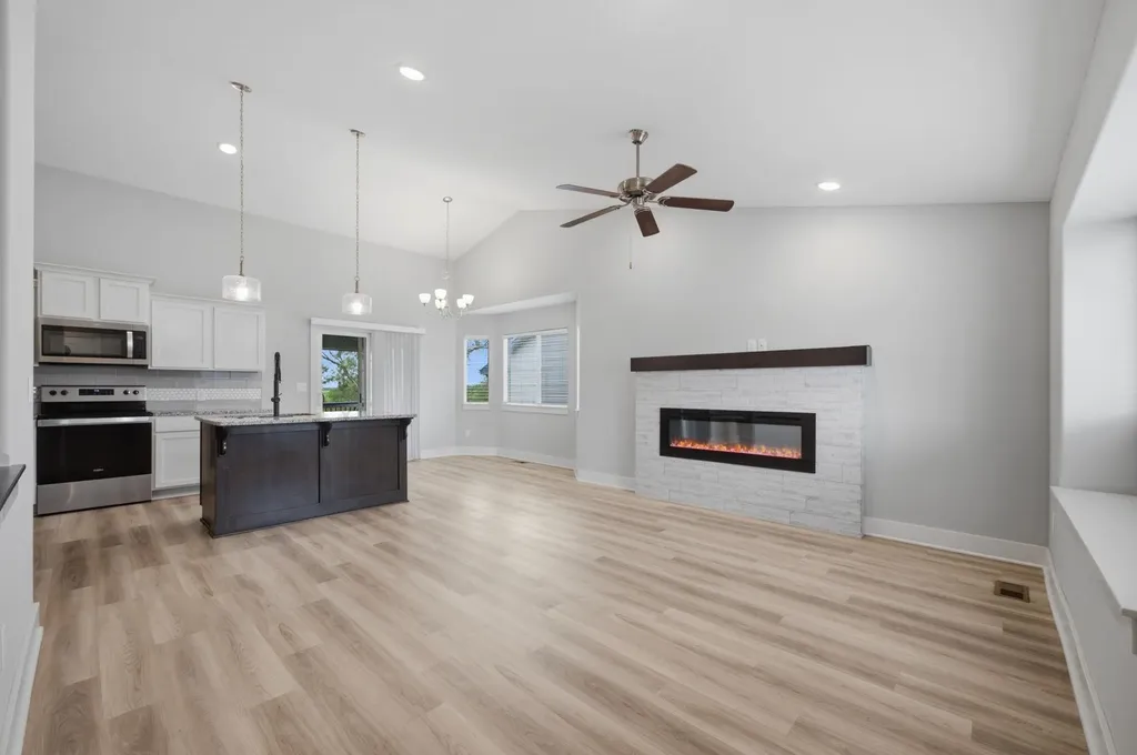 3031 N Susan Lane Mulvane KS 67110
