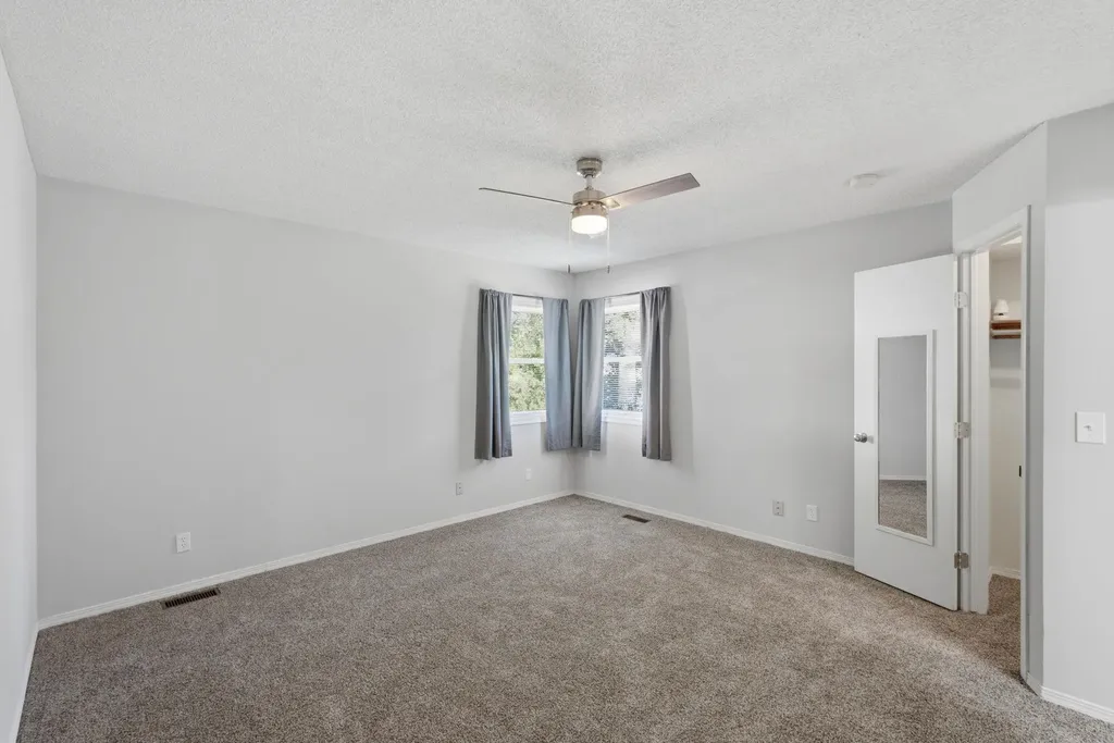 218 E Oak Meadows Road Derby KS 67037