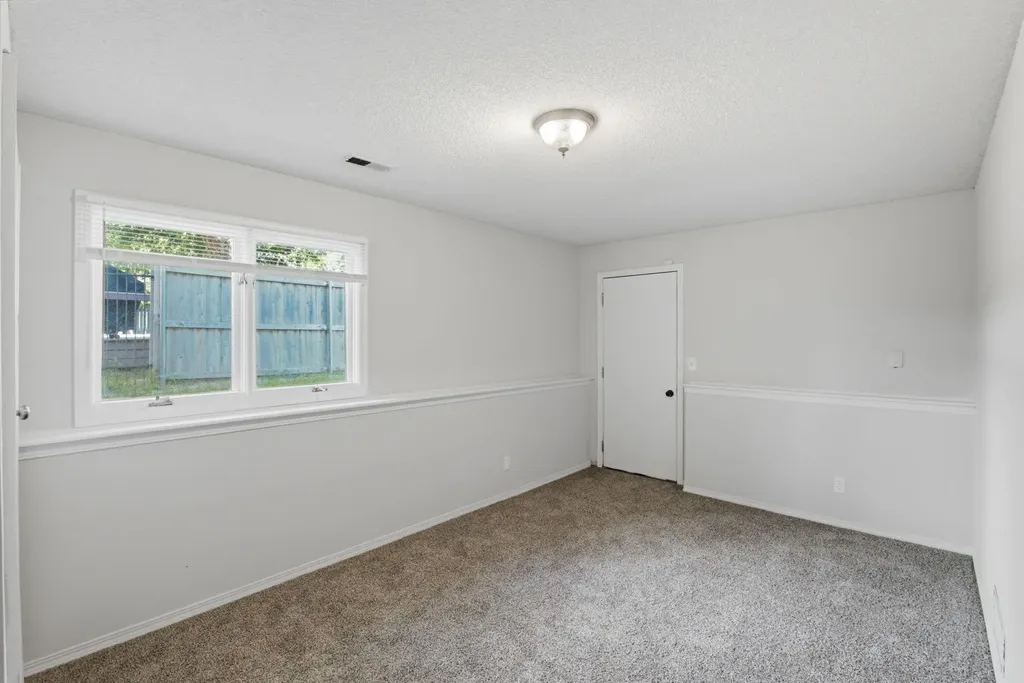 218 E Oak Meadows Road Derby KS 67037