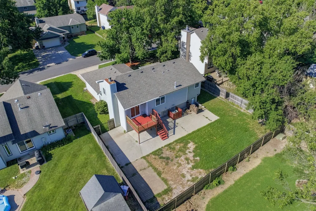 218 E Oak Meadows Road Derby KS 67037